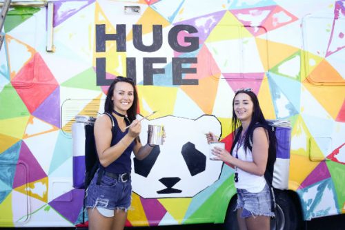 hug life mural panda painting live